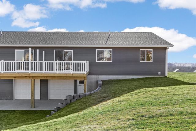 110 W Washington Street, Norway, IA 52318