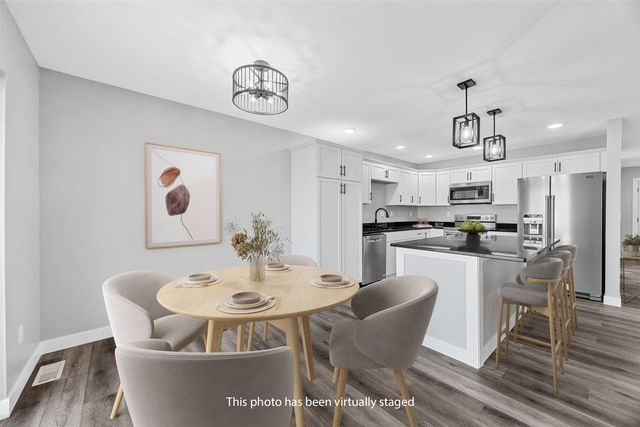 110 W Washington Street, Norway, IA 52318