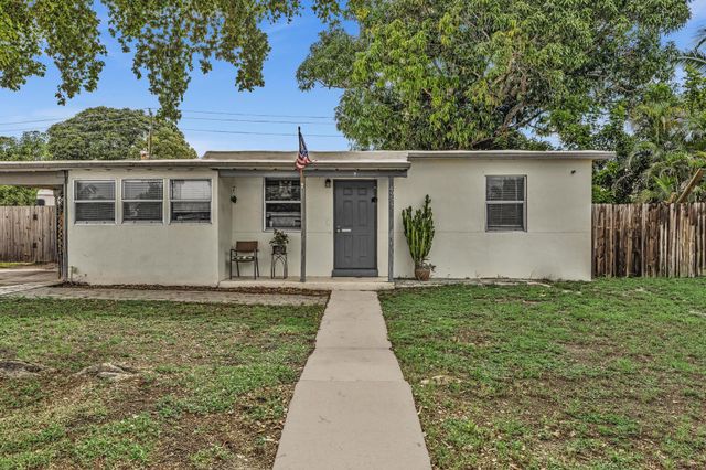 4954 NE 14TH Avenue, Pompano Beach, FL 33064