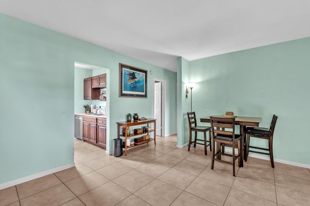 4954 NE 14TH Avenue, Pompano Beach, FL 33064