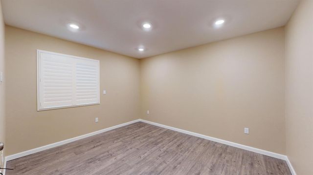 209 Crater Ave, Modesto, CA 95351