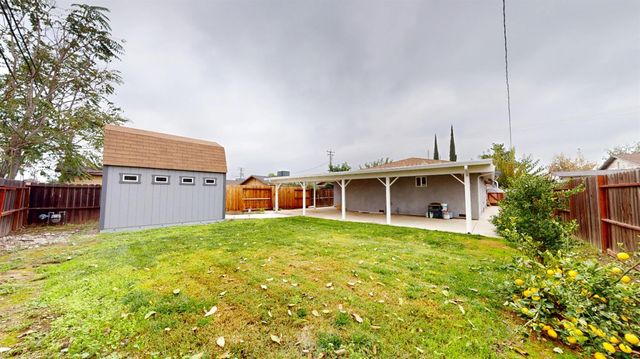 209 Crater Ave, Modesto, CA 95351