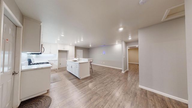 209 Crater Ave, Modesto, CA 95351