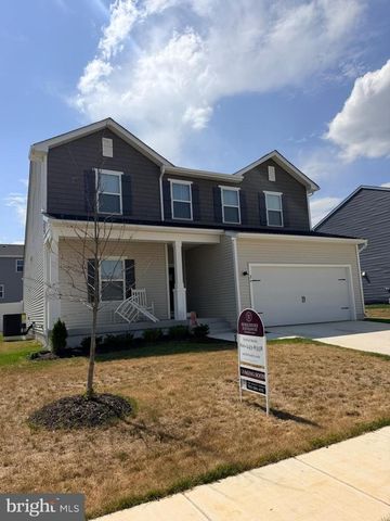 26 REFORMATION DR, Martinsburg, WV 25405
