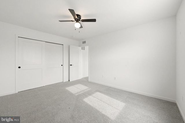26 REFORMATION DR, Martinsburg, WV 25405