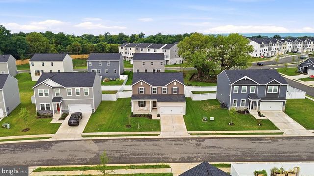 26 REFORMATION DR, Martinsburg, WV 25405