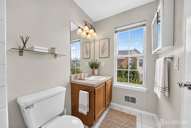 216 Copeley Way, North Brunswick, NJ 08902