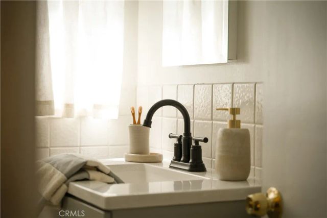 3930 Monterey Road, Los Angeles, CA 90032