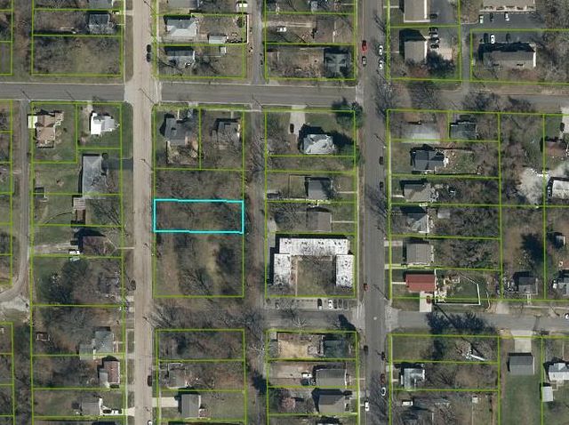 300 N Combs Avenue, Collinsville, IL 62234