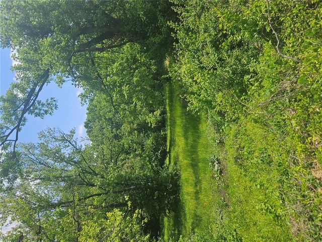 300 N Combs Avenue, Collinsville, IL 62234