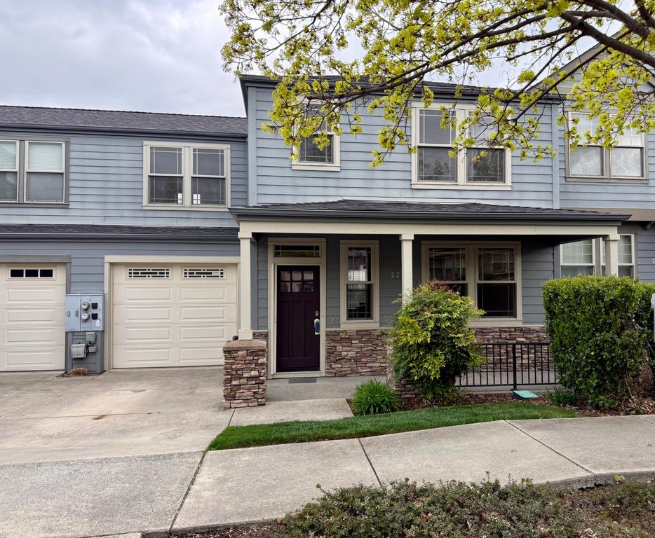 2221 Dollarhide Way, Ashland, OR 97520