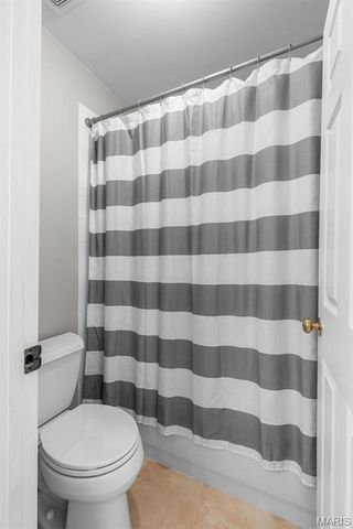 17635 Westhampton Woods Drive, Wildwood, MO 63005