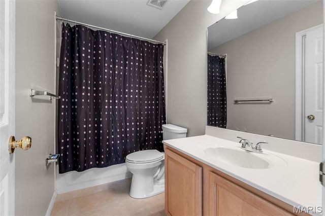 17635 Westhampton Woods Drive, Wildwood, MO 63005