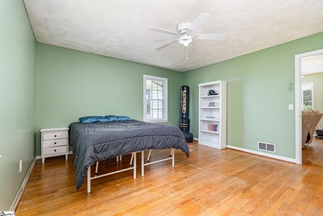 201 Carpenter Drive, Landrum, SC 29356