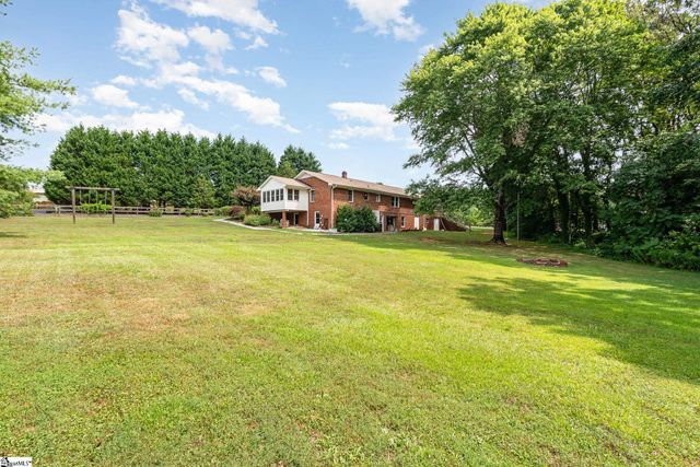 201 Carpenter Drive, Landrum, SC 29356