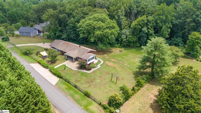 201 Carpenter Drive, Landrum, SC 29356