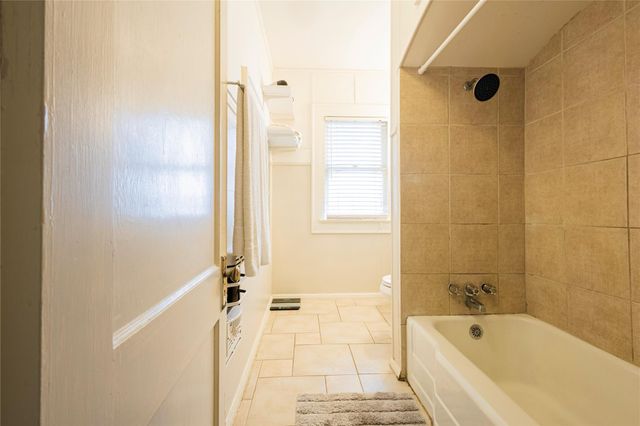 2509 Whitney Street B, Houston, TX 77006