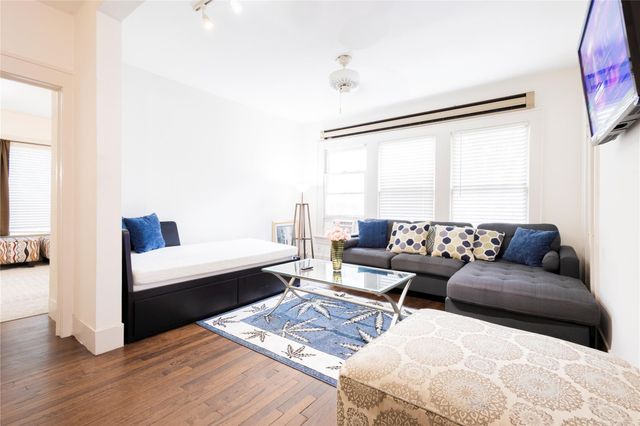 2509 Whitney Street B, Houston, TX 77006