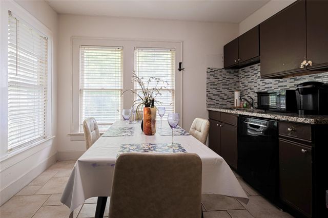 2509 Whitney Street B, Houston, TX 77006