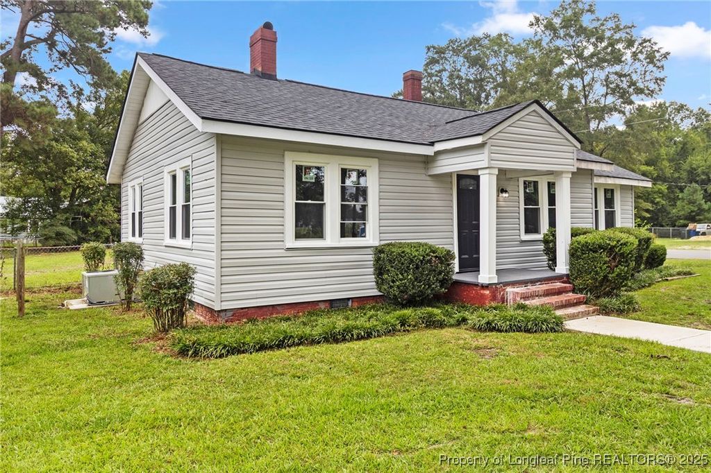 1725 Sapona Road, Fayetteville, NC 28312