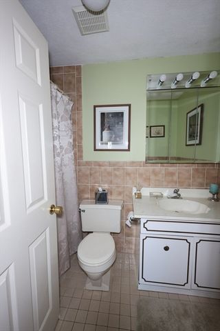 5 Thomas St P8, Saugus, MA 01906