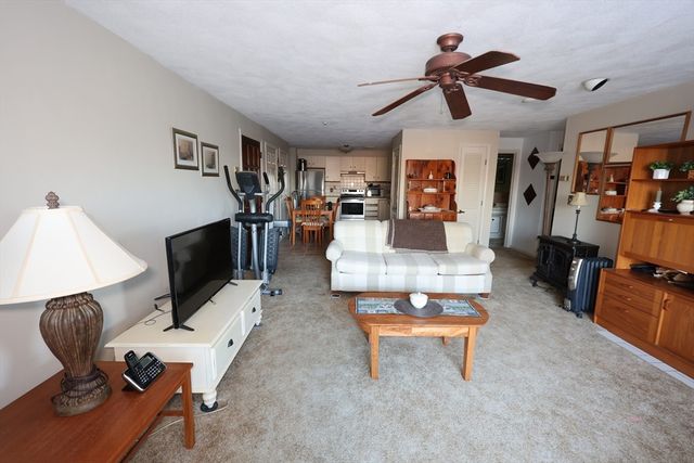 5 Thomas St P8, Saugus, MA 01906