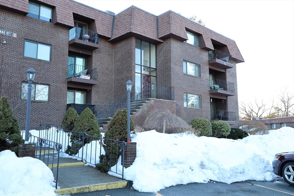 5 Thomas St P8, Saugus, MA 01906