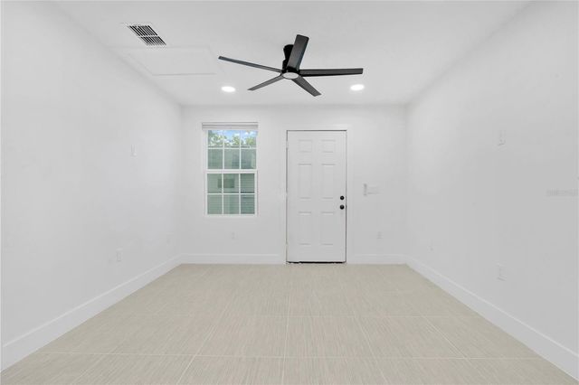1701 E BAY STREET, Winter Garden, FL 34787