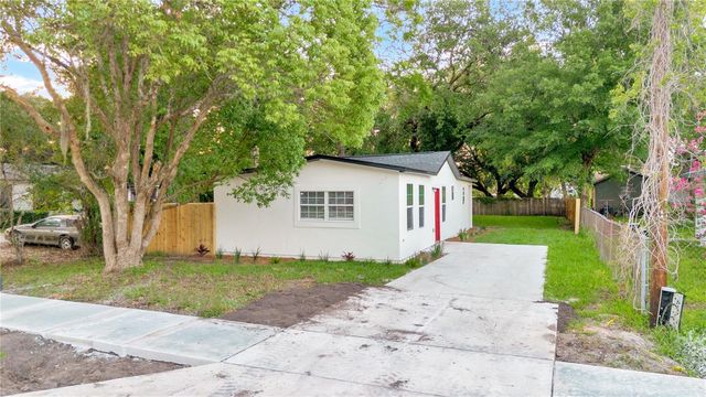 1701 E BAY STREET, Winter Garden, FL 34787