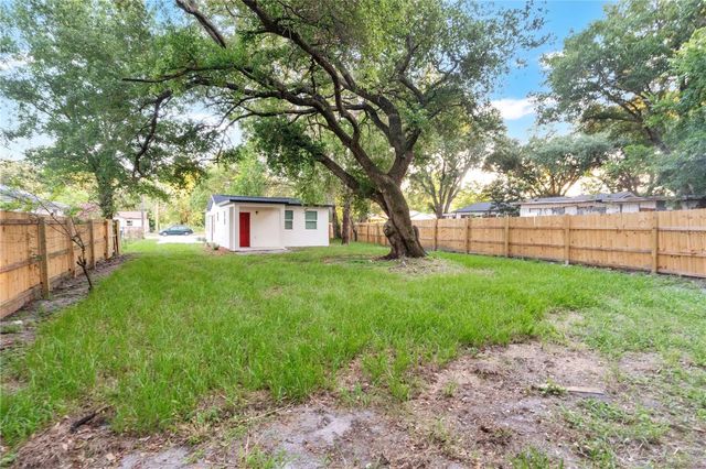 1701 E BAY STREET, Winter Garden, FL 34787