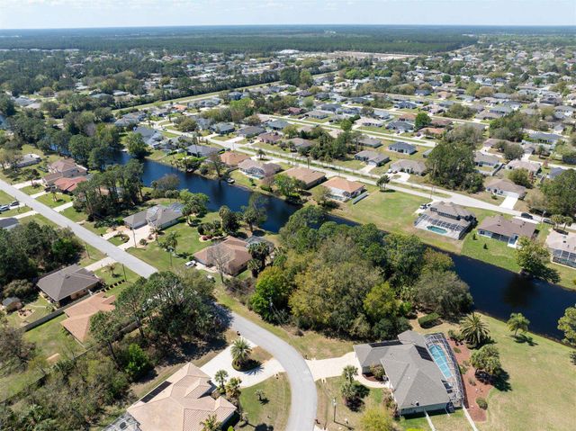 37 W Ludlow Lane, Palm Coast, FL 32137