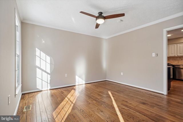 4623 UNIVERSITY DR, Fairfax, VA 22030