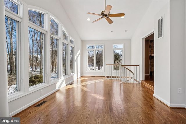 4623 UNIVERSITY DR, Fairfax, VA 22030