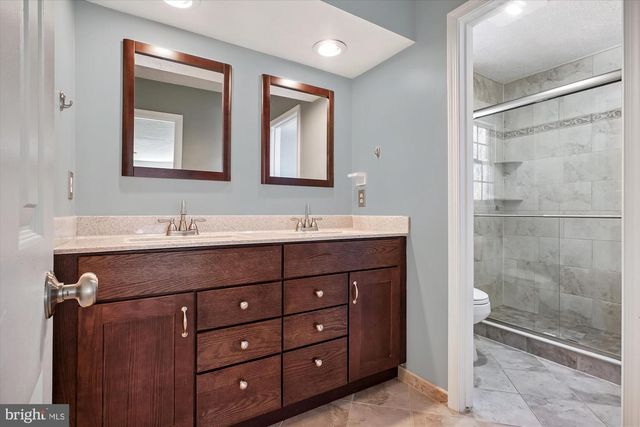 4623 UNIVERSITY DR, Fairfax, VA 22030