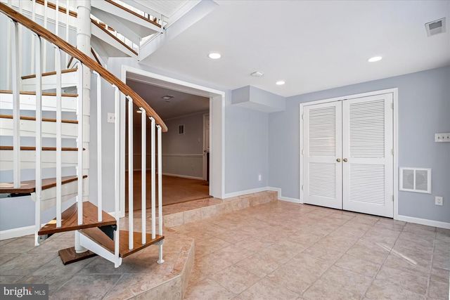 4623 UNIVERSITY DR, Fairfax, VA 22030