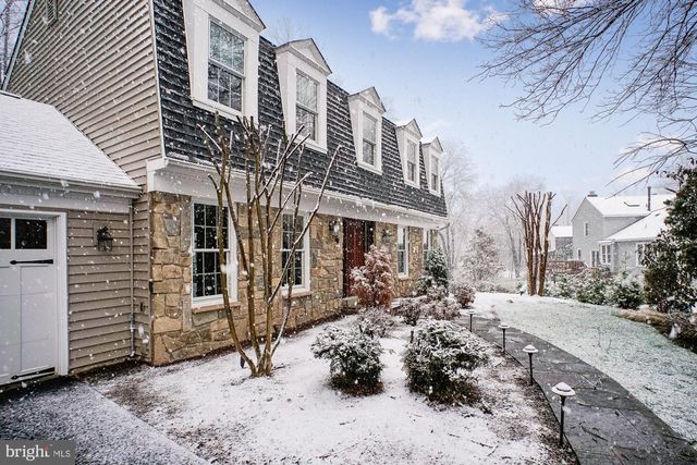 4623 UNIVERSITY DR, Fairfax, VA 22030