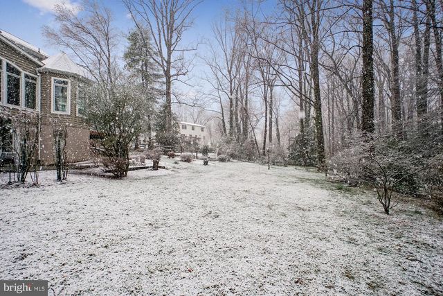 4623 UNIVERSITY DR, Fairfax, VA 22030