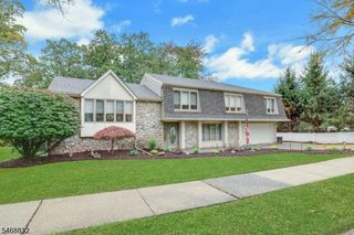 32 Clinton Ln, Wayne Twp., NJ 07470