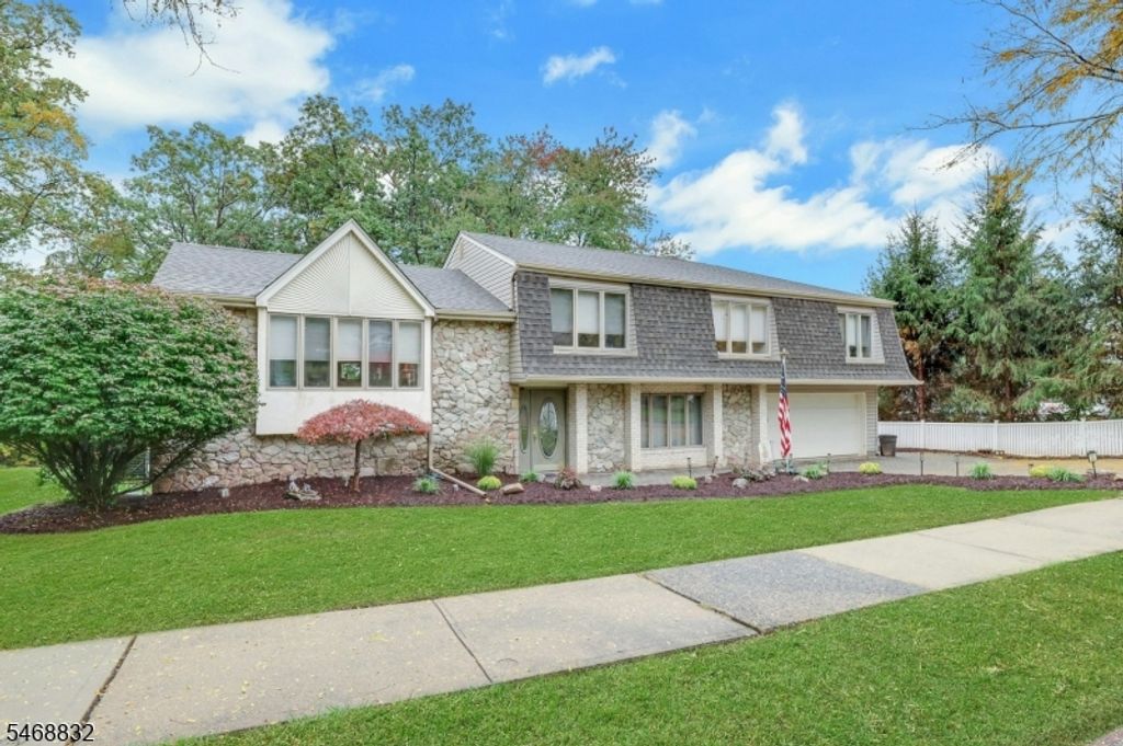 32 Clinton Ln, Wayne Twp., NJ 07470 — exterior