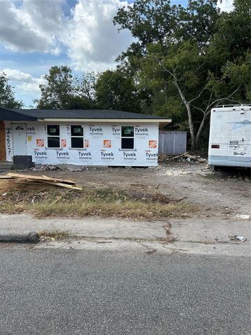 7014 De Priest Street, Houston, TX 77091