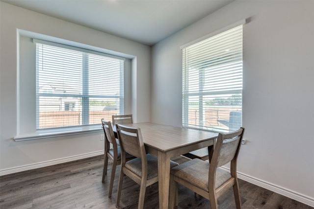 400 Livingston Drive, Desoto, TX 75115