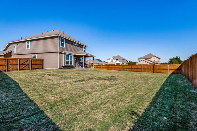 400 Livingston Drive, Desoto, TX 75115