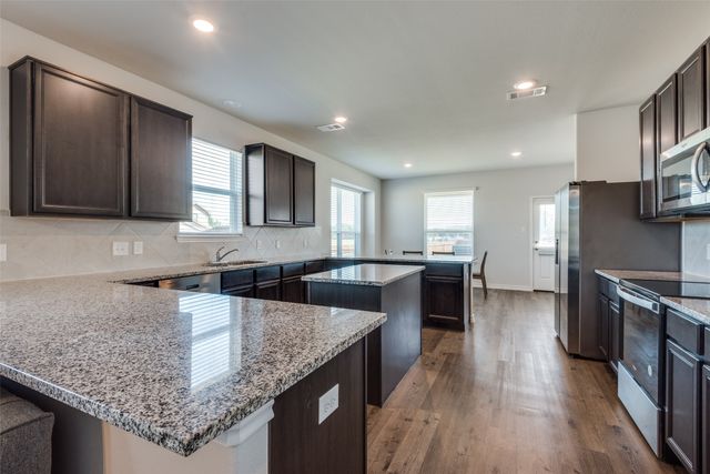 400 Livingston Drive, Desoto, TX 75115