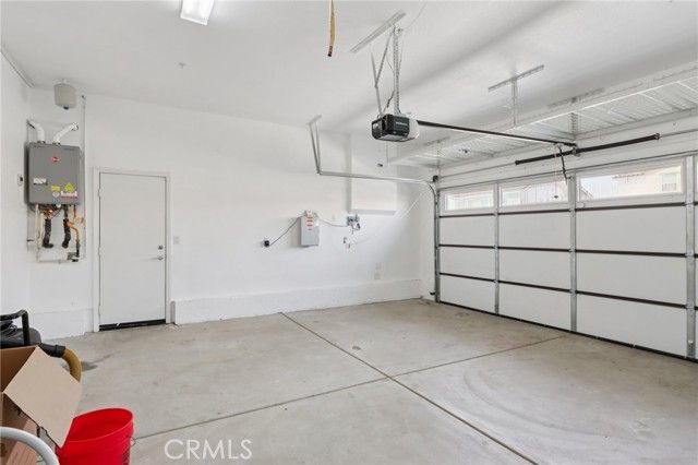 833 S Sumac Lane, Rialto, CA 92376