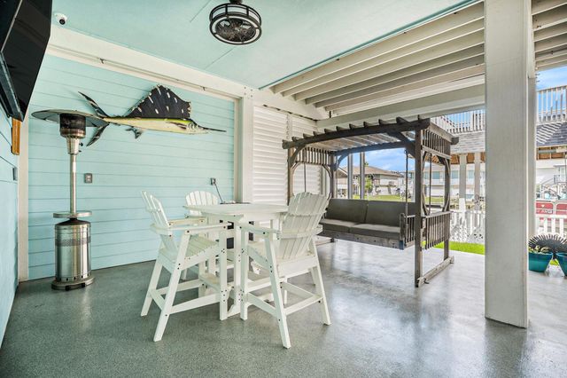 1171 Sailfish Street, Bayou Vista, TX 77563