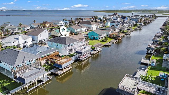 1171 Sailfish Street, Bayou Vista, TX 77563