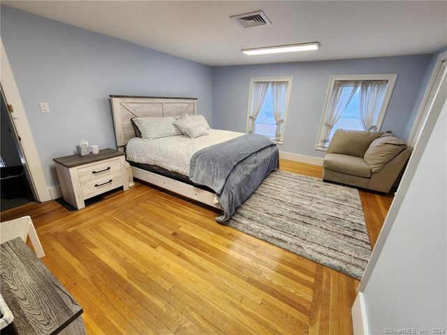 115 North Main Street, Southington, CT 06489