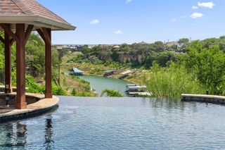 22126 Briarcliff DR, Spicewood, TX 78669