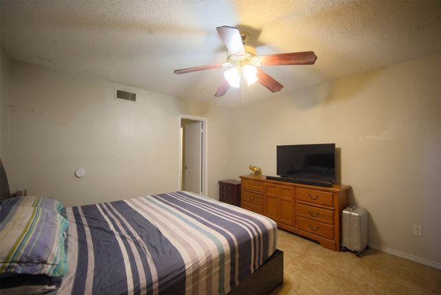 1936 La Prada Parkway, Mesquite, TX 75150