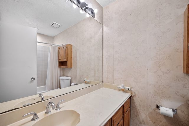 1936 La Prada Parkway, Mesquite, TX 75150